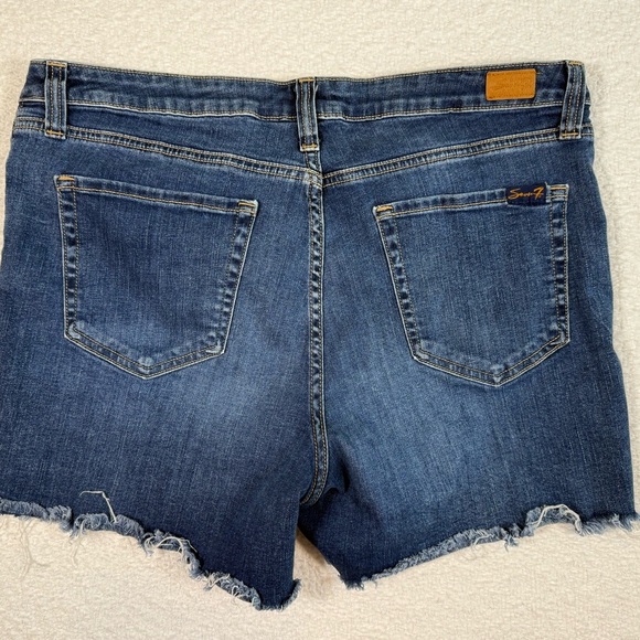 Seven7 womens denim the weekend shorts size 16 high rise - Picture 2 of 4